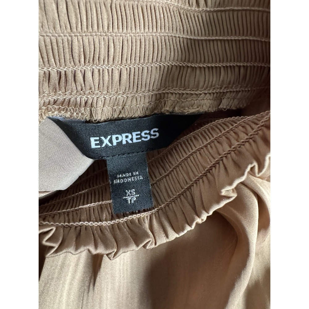 Express Women's Tan High Smocked Neck Sleeveless Blouse Size XS - Picture 6 of 7
